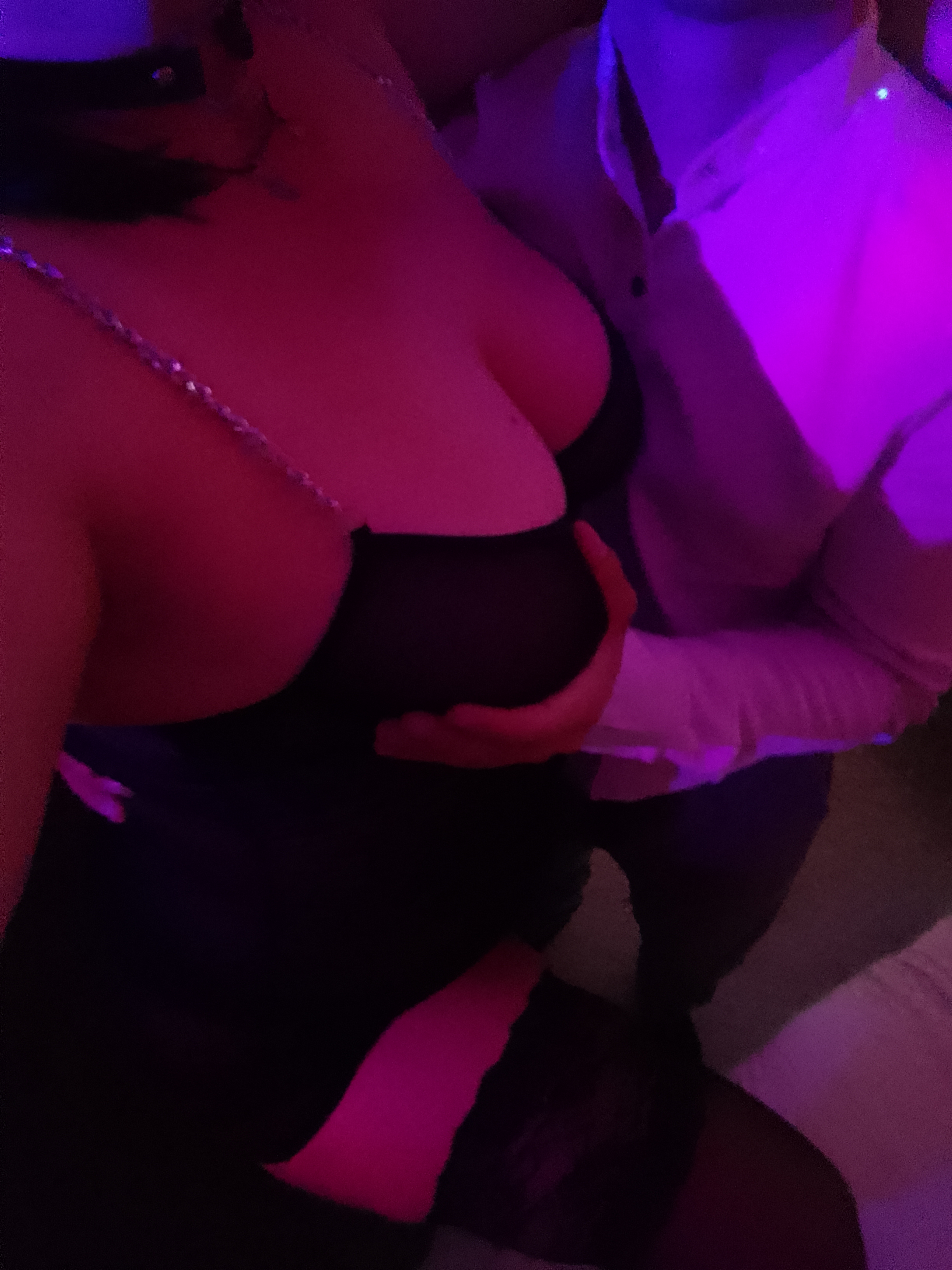 Проститутка ПАРА МЖ стройная сделает с удовольствием минет в презервативе и пригласит к себе в Район - Юго-Запад