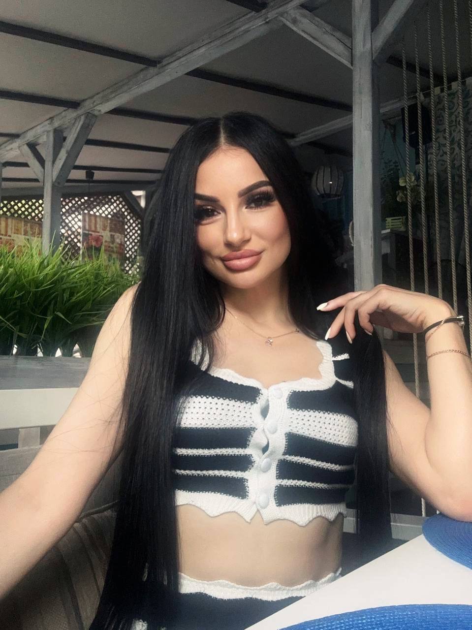 Девушка по вызову ГЕЛЯ V I P 29 лет сделает качественно минет без резинки и позовет в гости