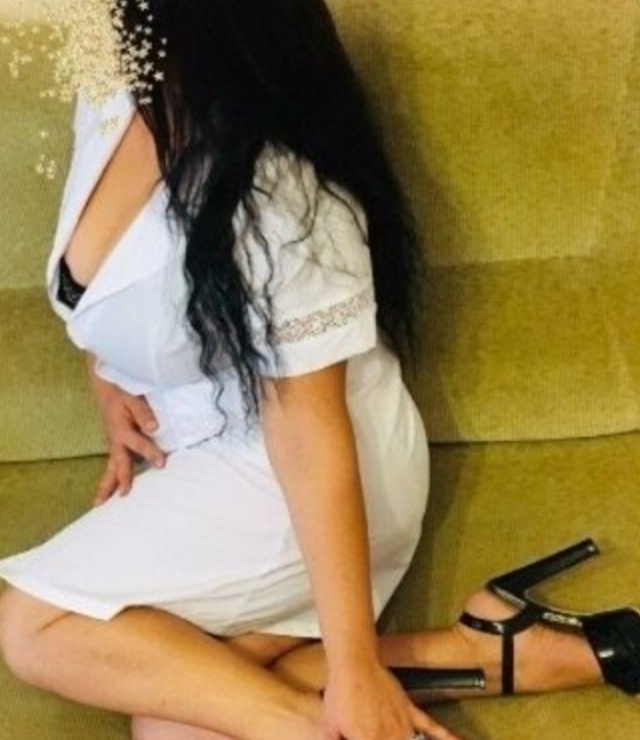 БРЮНЕТКА😌 Карина Массаж спортивная сделает профессионально фистинг анальный и позовет в гости в Район - Северо-Запад