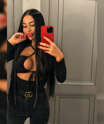 Шлюха СОНЕЧКА стройная сделает с удовольствием минет в презервативе и пригласит к себе