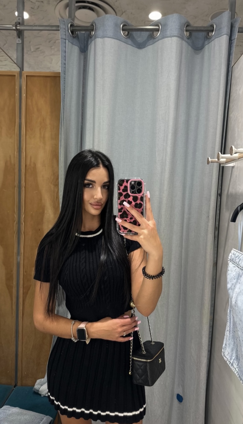 Девушка по вызову КАРОЛИНА стройная подарит ролевые игры и позовет в гости