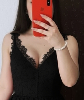 bryunetka Даша 25 лет сделает качественно минет в презервативе и позовет в гости