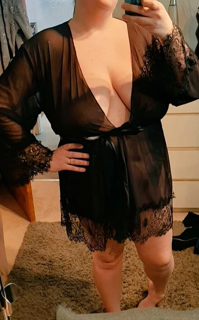 Русый  Елена 31 лет исполнит окончание в рот и примет у себя