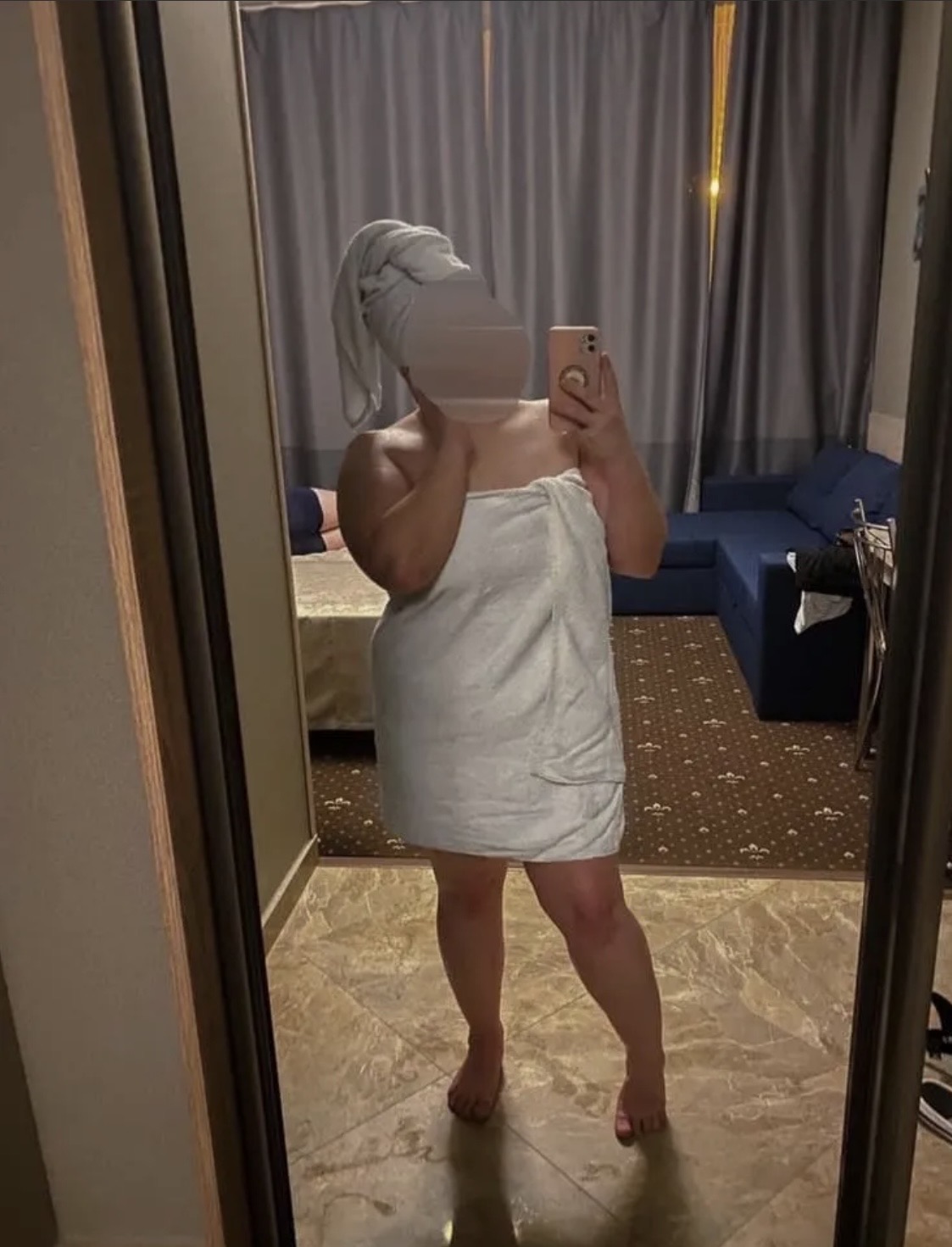 Девушка по вызову Оленька с 4 размером груди сделает нежно страпон и позовет в гости в Район - Юго-Запад